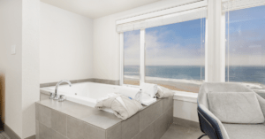 Discover Romance and Relaxation: Hotels with Jacuzzi in Room in Oregon