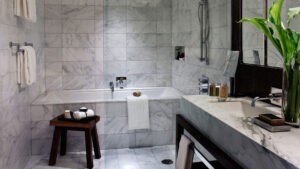 Best 4-Star Hotel With Jacuzzi In Room Near Empire State Building
