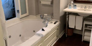 Honeymoon Suites with Jacuzzi in Santa Monica