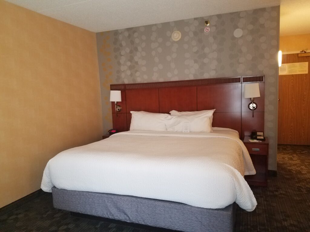Hotels with Jacuzzi in Room Warren MI: A Relaxing Oasis in the Heart of Warren