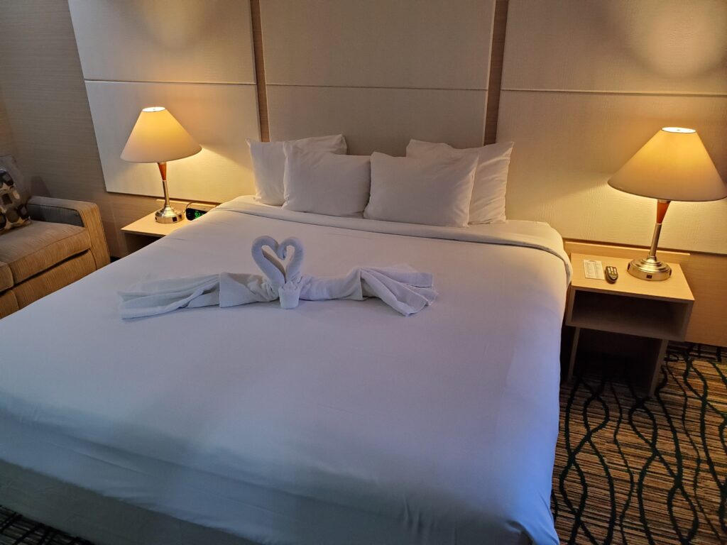 Best Honeymoon suite Hotels With Jacuzzi in Fort Lauderdale