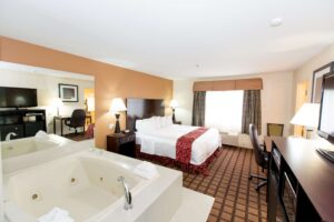 Romantic Hotels in Chicago with Jacuzzis