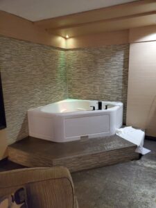 South Padre Island Hotels with Jacuzzi in Room