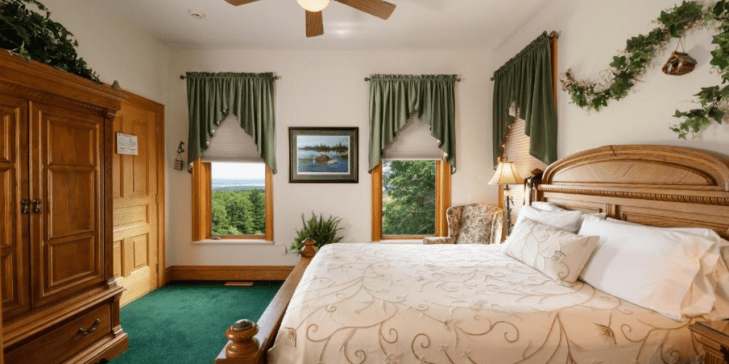 Exploring Ultimate Comfort: Hotels with Private Jacuzzi in Room in Wisconsin
