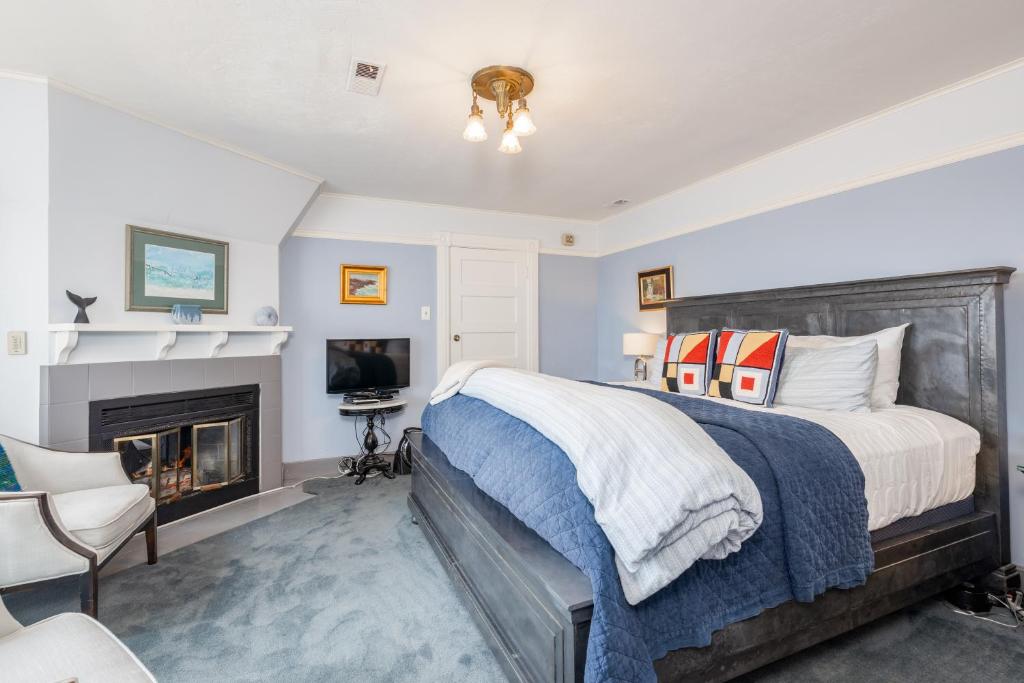 Luxurious Amenities