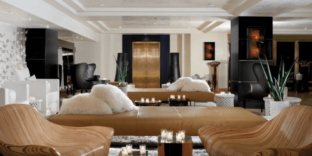 Luxury Hotels in Santa Monica Beach with Jacuzzi in Room