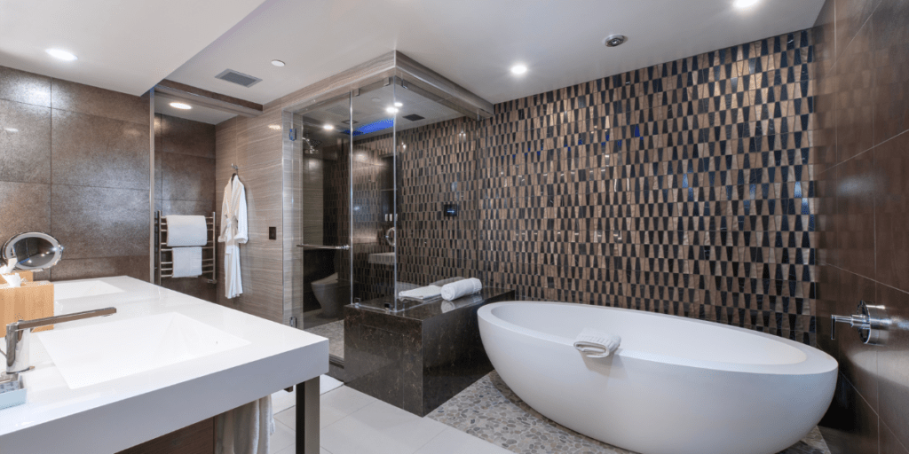 Manhattan Beach's Shades Hotel with Romantic Jacuzzi Bathtub
