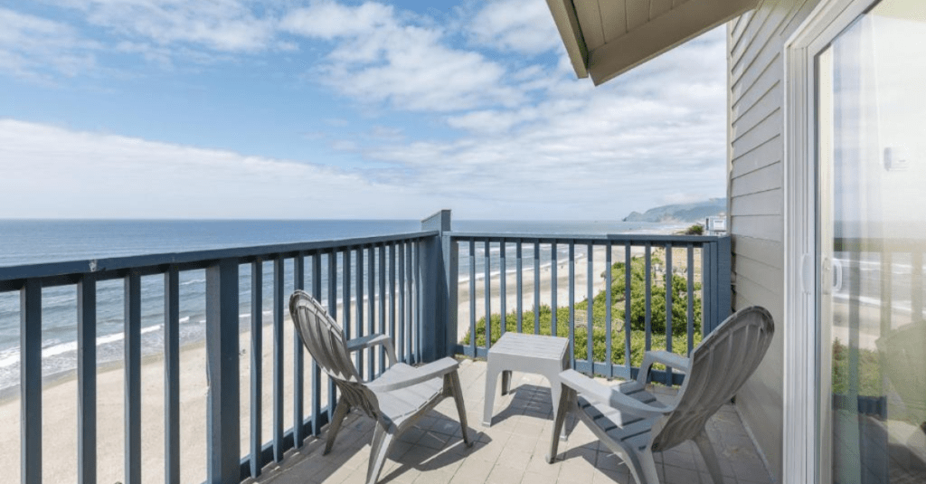 Discover Romance and Relaxation: Hotels with Jacuzzi in Room in Oregon