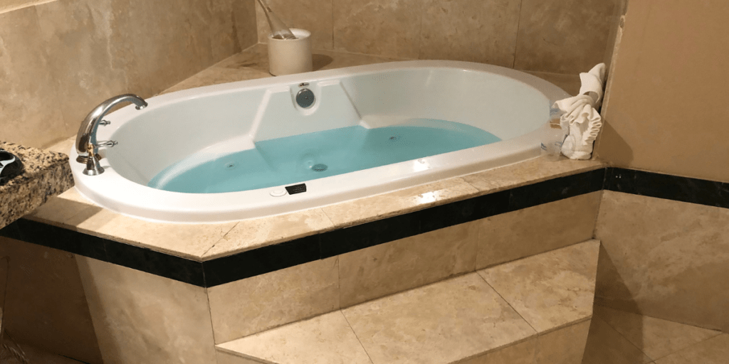 Discovering Luxury: South Padre Island Hotels with Jacuzzi in Room