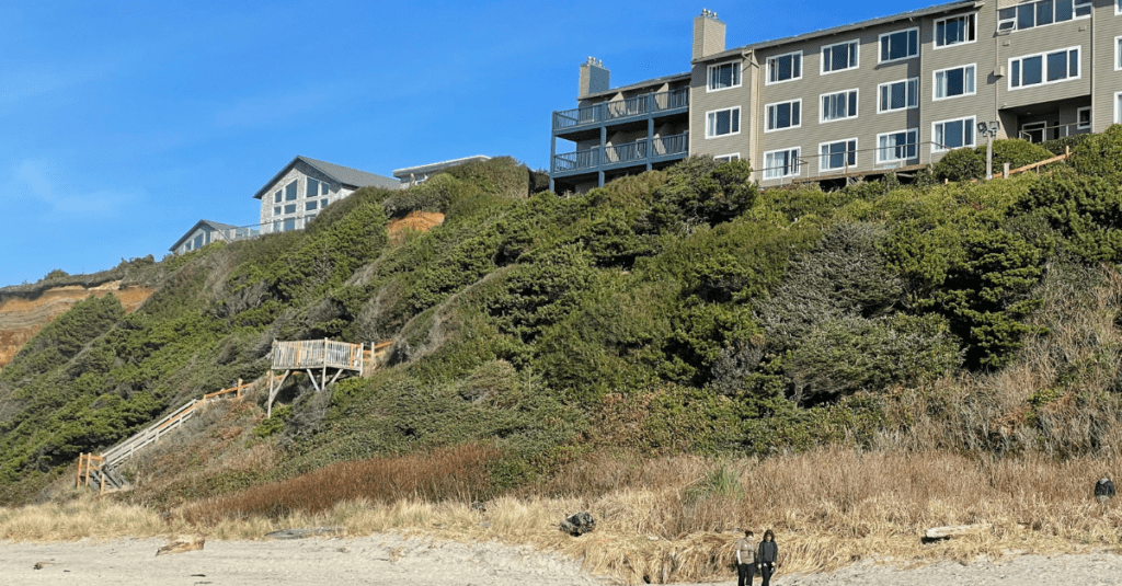 Discover Romance and Relaxation: Hotels with Jacuzzi in Room in Oregon
