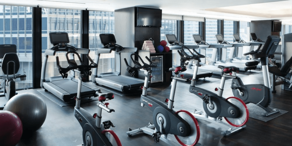 Exploring The Langham, Chicago: A Luxury Hotel with Jacuzzi in Room