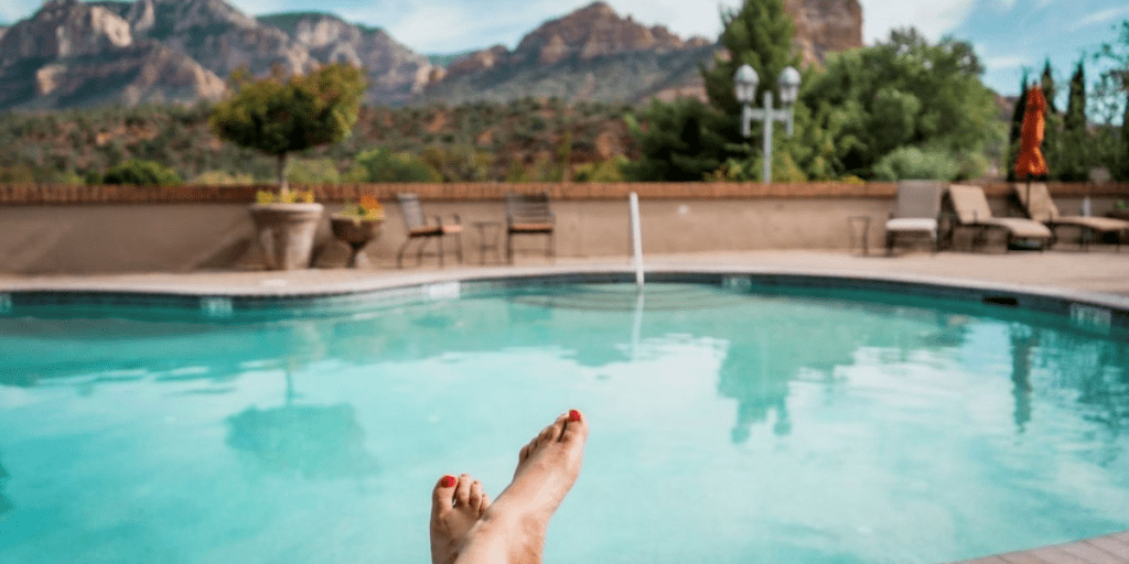 Luxury Hotels in Sedona with Jacuzzi in Room
