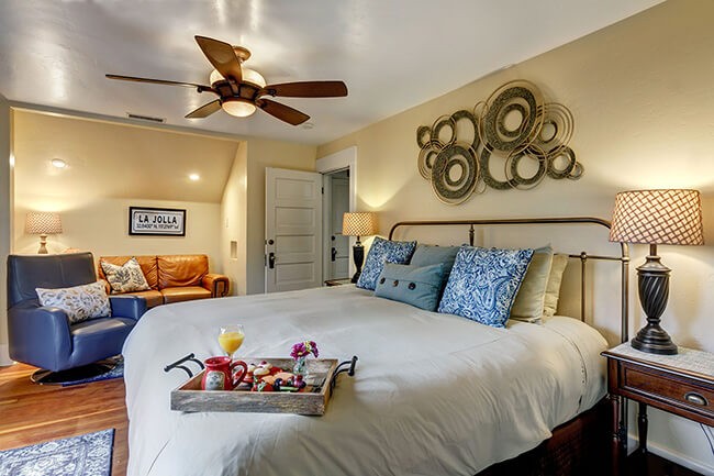 The La Jolla Room: A Luxury Haven