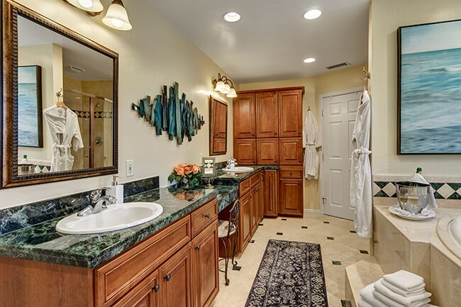 The La Jolla Suite: A Dreamy Retreat