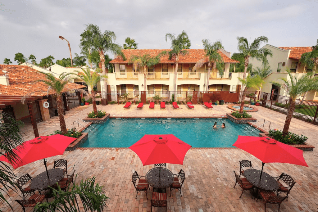 Review of The Bungalows on Shary: A Luxurious Stay in McAllen, TX with Jacuzzi in Room