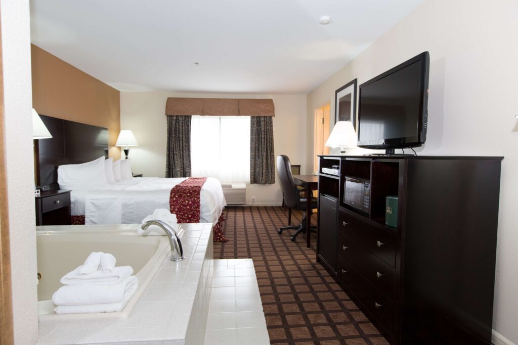 Romantic Hotels in Chicago with Jacuzzis