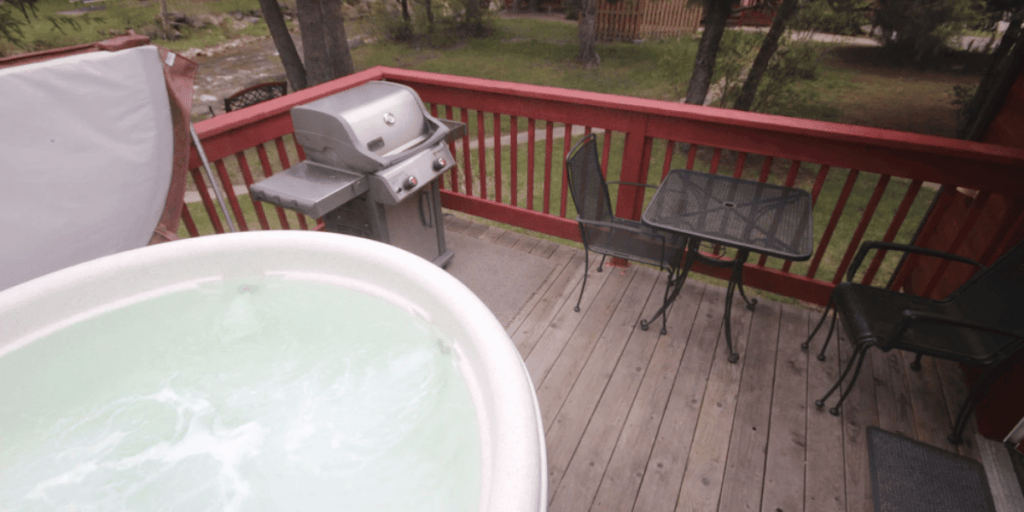 Estes Park Hotels with Jacuzzi in Room