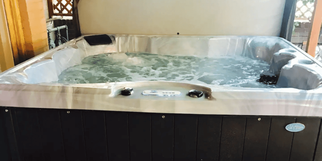 Review Airbnb Apartment Rental Unit with Jacuzzi in Denver, Colorado