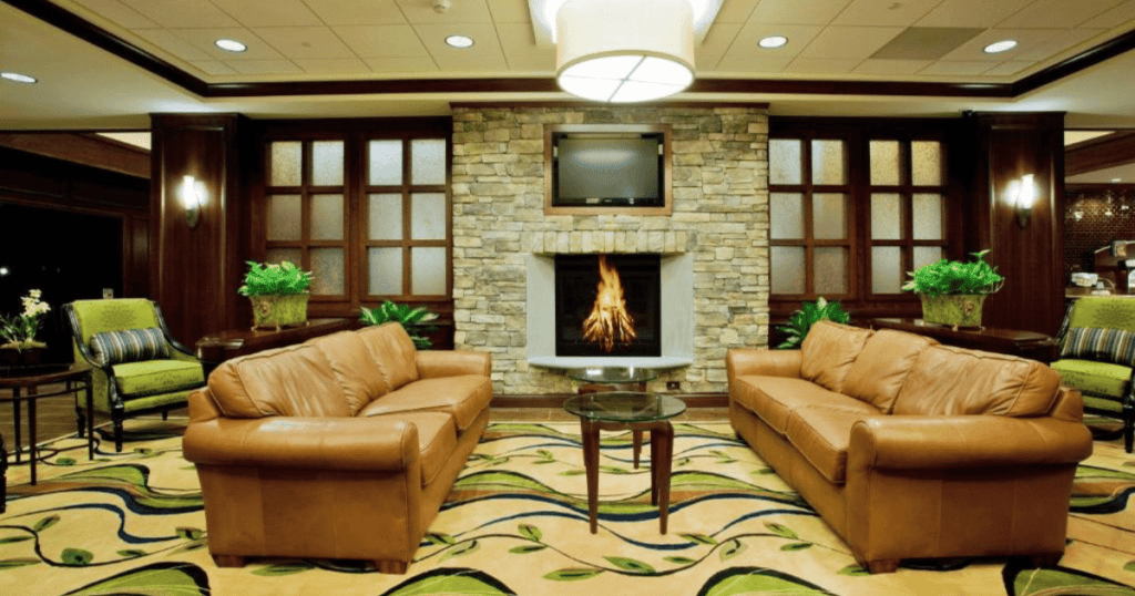 hotels with jacuzzi in room in delaware