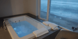 Oregon Romantic Getaway_ Dive into Surfland Bliss
